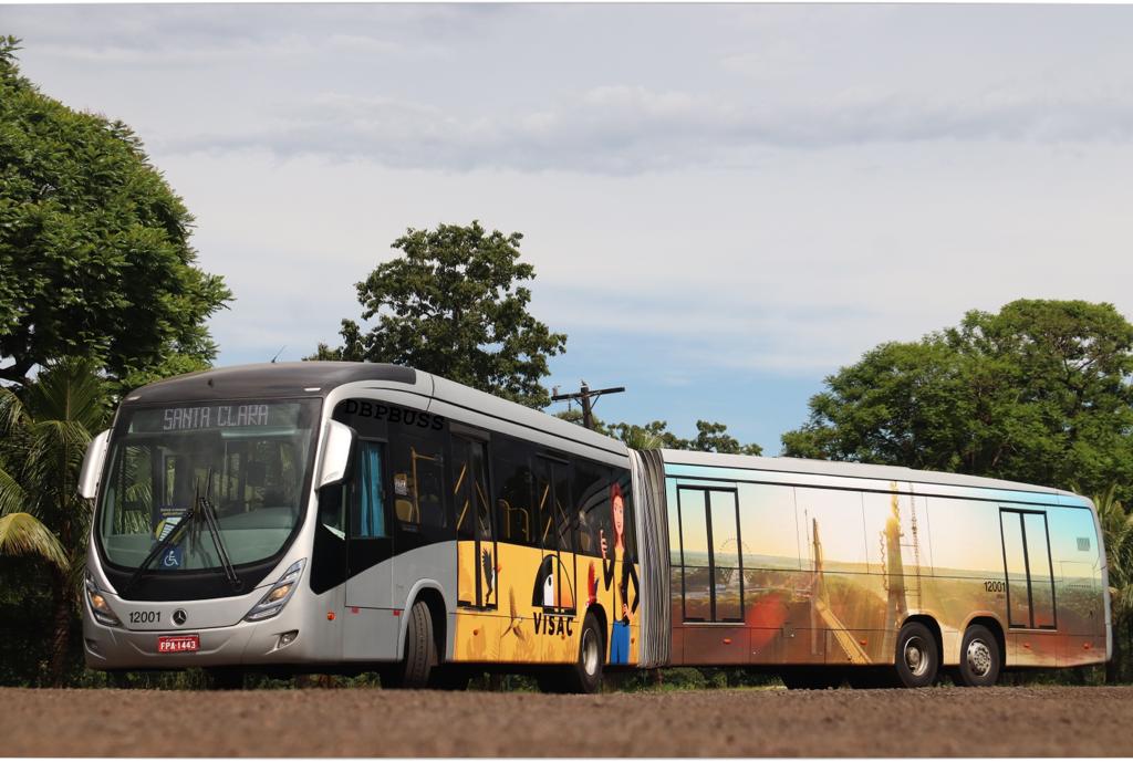 Novo ônibus da Visac homenageia atrativos de Foz