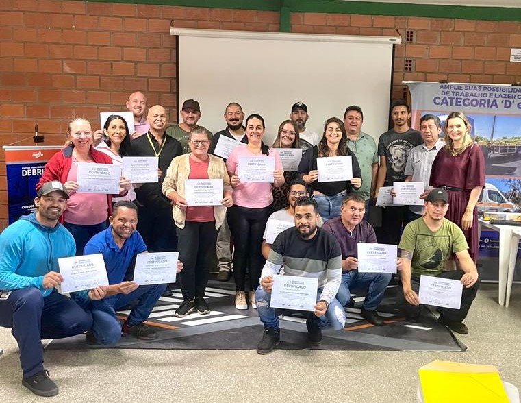 VISAC prepara mais 25 motoristas para atuar como profissional do transporte